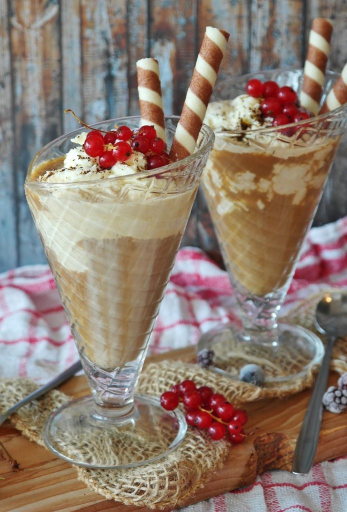 iced coffee, coffee, ice cream, cream, glasses, waffle, enjoy, nature, vanilla icecream, drink, enjoyment, cold, heat, summer, refreshment, fresh, caffeine, liquid